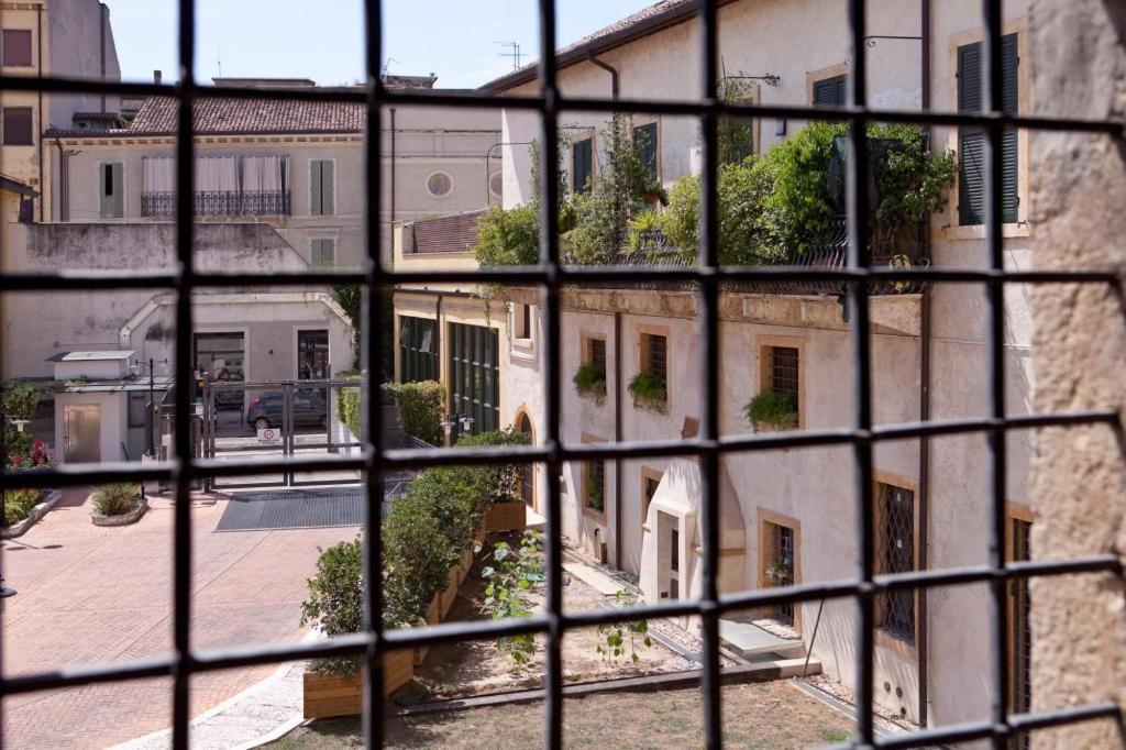 Anfite Luxury Apartment Volto San Luca فيرونا المظهر الخارجي الصورة